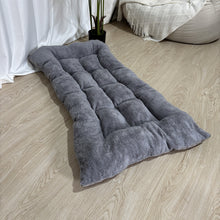 Load image into Gallery viewer, Sleeping Pad