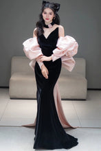Load image into Gallery viewer, Cat Black Niche Fishtail Evening Gown