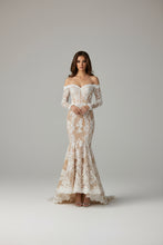 Load image into Gallery viewer, Vintage Chamapgne Lace