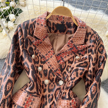 Load image into Gallery viewer, Leopard Vintage Blazer