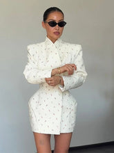 Load image into Gallery viewer, White Waist Cinching Floral Shoulder Pad Blazer