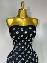 Load image into Gallery viewer, Bodycon Strapless Mini Dress