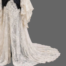 Load image into Gallery viewer, Lace Wedding Party Dress