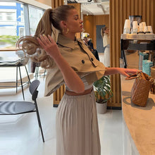 Load image into Gallery viewer, Casual Khaki Cape