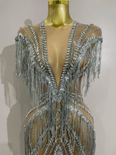 Load image into Gallery viewer, Luxury Sparkly Diamonds Tassels