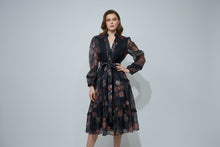 Load image into Gallery viewer, Dark floral lace stand collar