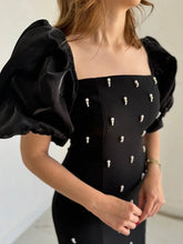 Load image into Gallery viewer, Elegant Puff Sleeve Pearl Long Dress