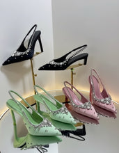 Load image into Gallery viewer, New Lady Crystal Sandals