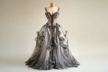 Load image into Gallery viewer, Custom Vintage Victorian Ball Gown Lace Party Dress
