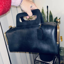 Load image into Gallery viewer, Luxury Retro Clip Handbag