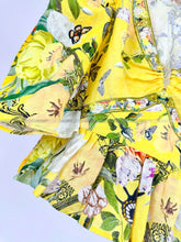 Load image into Gallery viewer, Yellow Flower Print