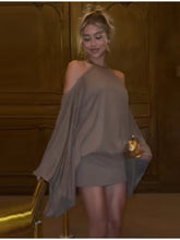 Load image into Gallery viewer, Evening Party