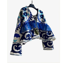 Load image into Gallery viewer, Loose Fit Long Sleeve T-shirt