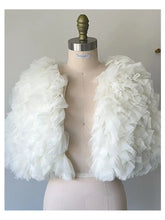 Load image into Gallery viewer, Trimmed Tulle Short  Jacekt