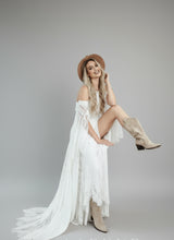 Load image into Gallery viewer, Crochet Lace Wedding Dress