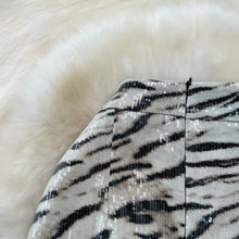 Load image into Gallery viewer, Leopard Print PU Leather Skirt