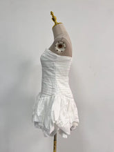 Load image into Gallery viewer, Solid Spliced Ruffles Slimming Dress