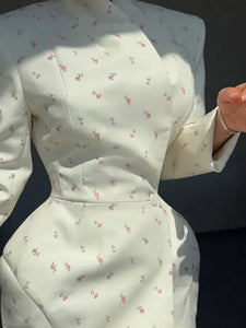 White Waist Cinching Floral Shoulder Pad Blazer