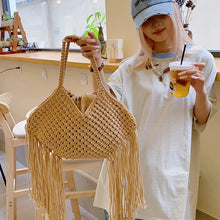 Load image into Gallery viewer, Woven Tassel  Shoulder Bag