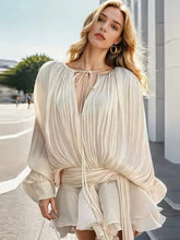 Load image into Gallery viewer, Beach Robe Lady