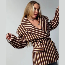 Load image into Gallery viewer, Elegant Striped  Blazer Lapel Full Sleeve