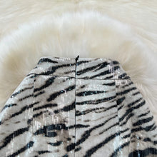 Load image into Gallery viewer, Leopard Print PU Leather Skirt