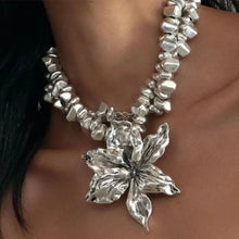 Load image into Gallery viewer, Necklace Exaggerated Elegant