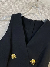 Load image into Gallery viewer, French Socialite Sweet Sleeveless Black Dress