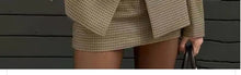 Load image into Gallery viewer, Retro Plaid Wide oulder Suit Skirt Set