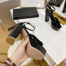 Load image into Gallery viewer, Sandals