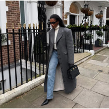 Load image into Gallery viewer, Fashion Waist Cinching Woolen Long Coat