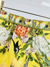 Load image into Gallery viewer, Yellow Flower Print