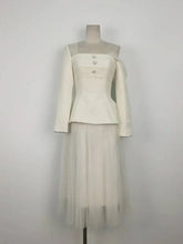 Load image into Gallery viewer, Skirt Suit