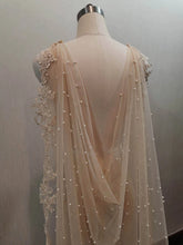 Load image into Gallery viewer, 2 Meters Long Lace Bridal Cape