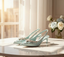Load image into Gallery viewer, New Lady Crystal Sandals