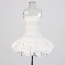 Load image into Gallery viewer, Solid Spliced Ruffles Slimming Dress