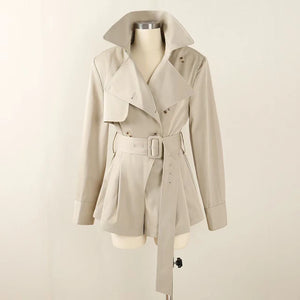 lapel long sleeved jacket
