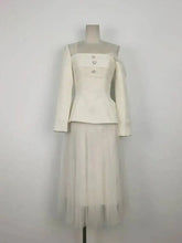 Load image into Gallery viewer, Skirt Suit