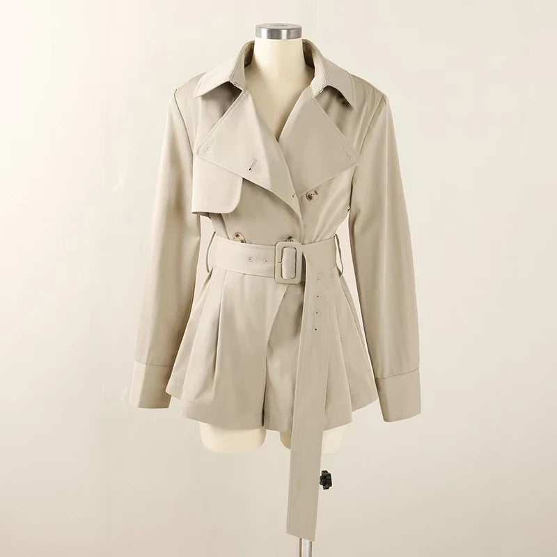 lapel long sleeved jacket
