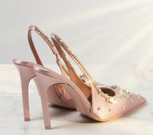 Load image into Gallery viewer, New Lady Crystal Sandals