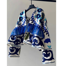 Load image into Gallery viewer, Loose Fit Long Sleeve T-shirt
