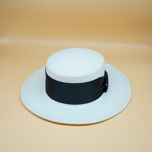 bow white woolen top hat