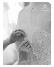 Load image into Gallery viewer, Satin Wedding Dress