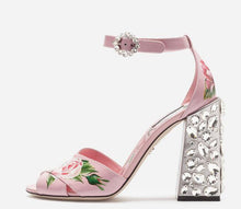 Load image into Gallery viewer, Fashion Cross Belt Flower Gladiator Sandal