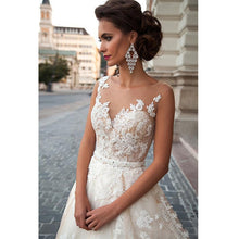 Load image into Gallery viewer, Transparent Scoop Champagne Wedding Dress