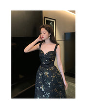 Load image into Gallery viewer, Vintage Black Floral Dress