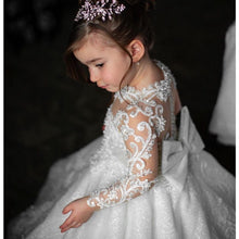 Load image into Gallery viewer, Lace Tulle Flower