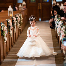 Load image into Gallery viewer, Lace Tulle Flower