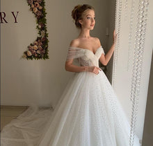 Load image into Gallery viewer, Sweetheart Polka Dot Wedding Dress