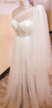 Load image into Gallery viewer, Pleats Bridal Dress